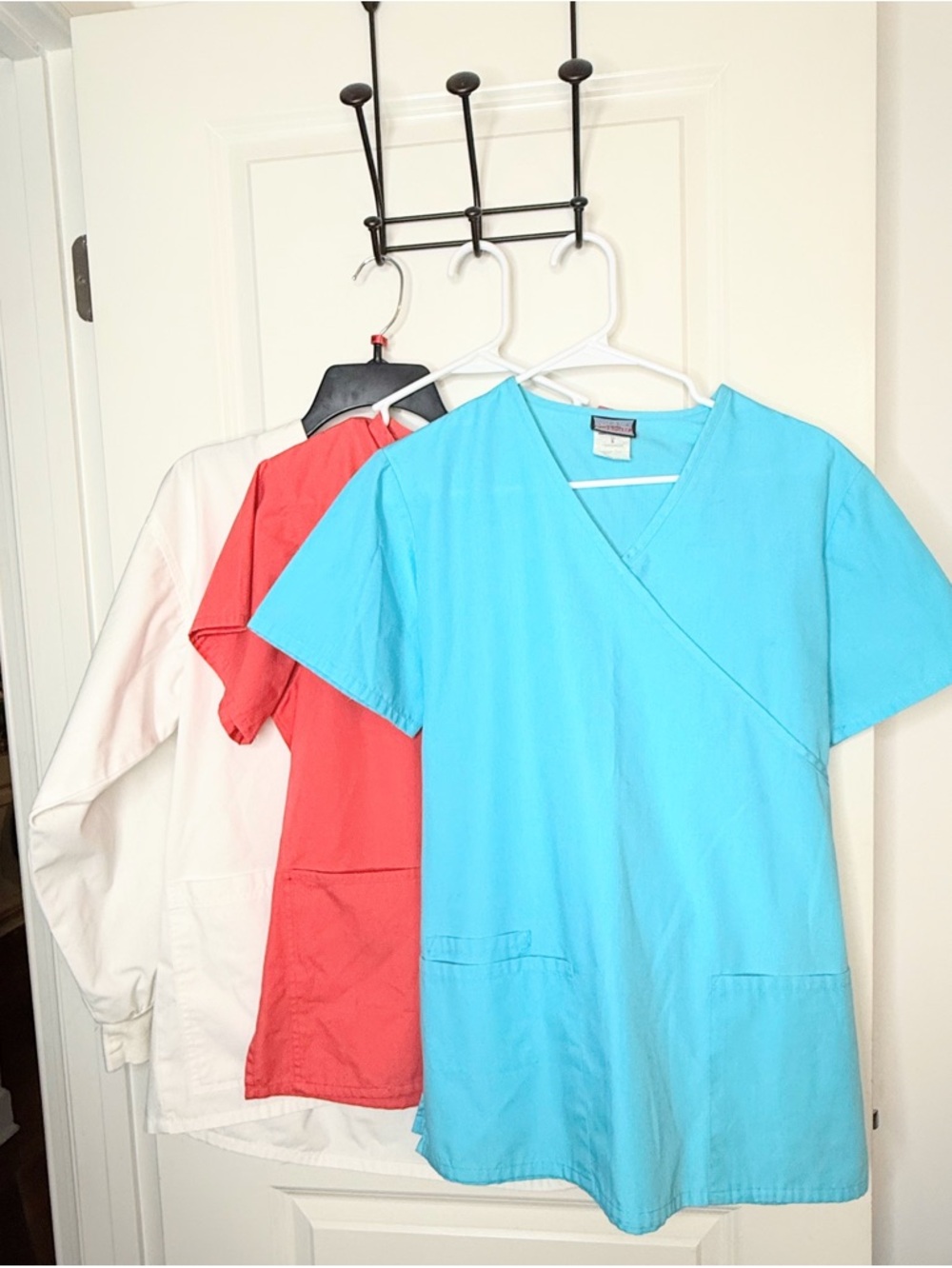 Medical Uniform Scrub Lot XS S Nurse Uniform 3 Sets Blue Coral White Tops Pants
